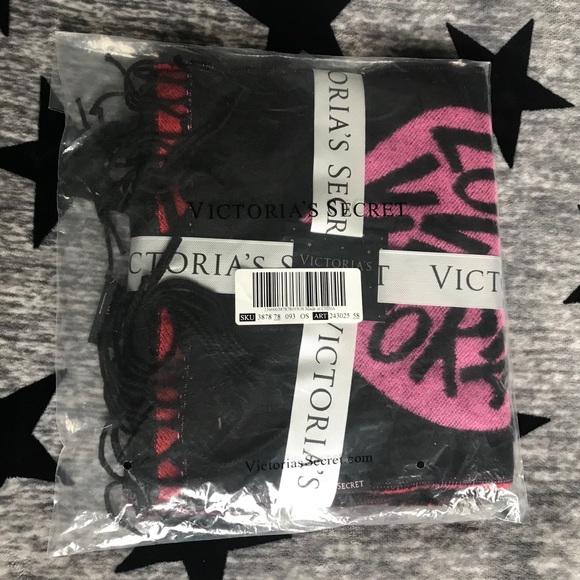 🖤VS💗Winter Angel Scarf🧣NWT/NIP💖 - Picture 3 of 8